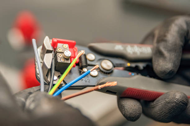 Best Circuit Breaker Repair  in Bolivar, OH